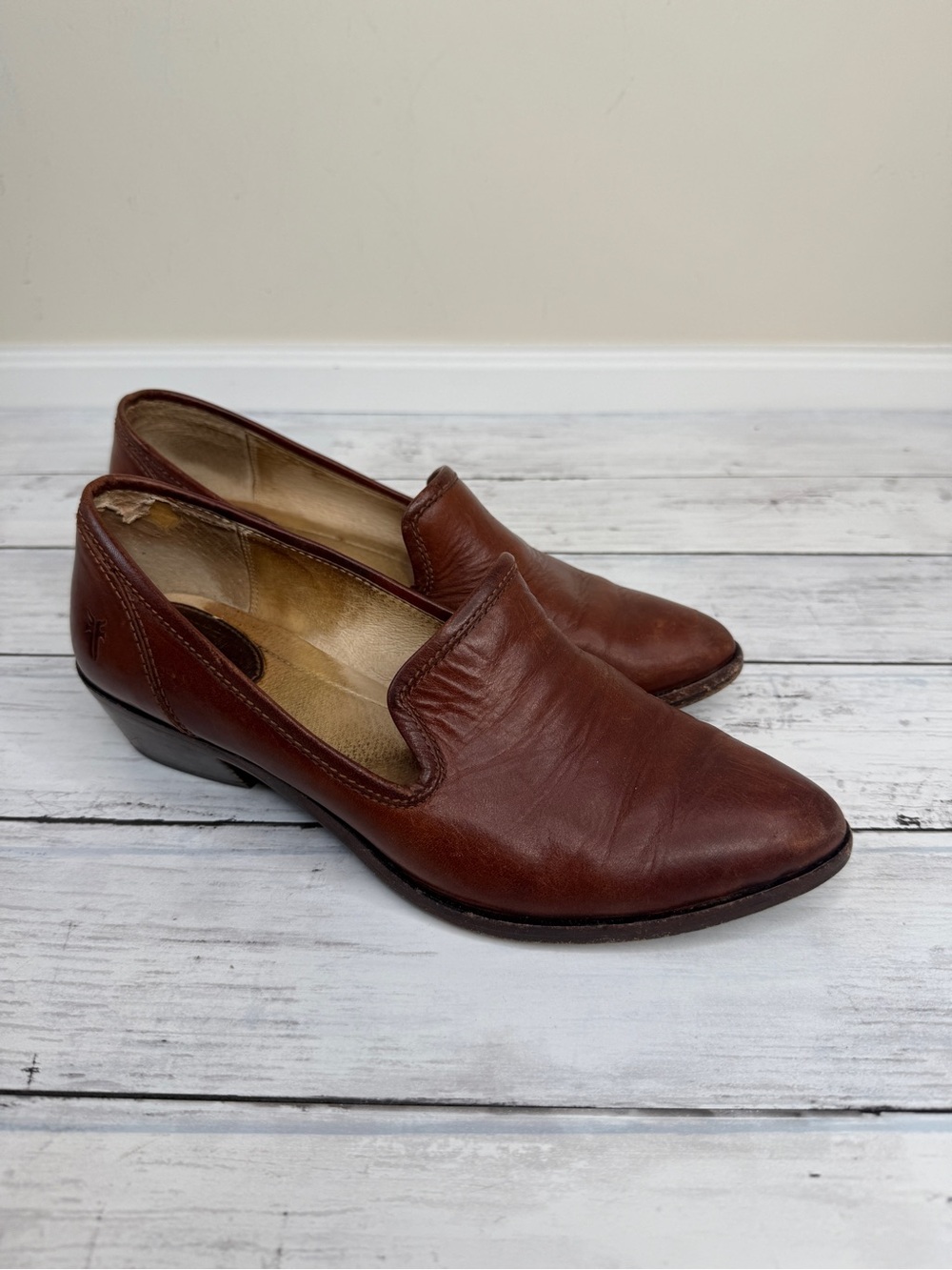 Frye Women's Chestnut Brown Leather Slip-On Loafers